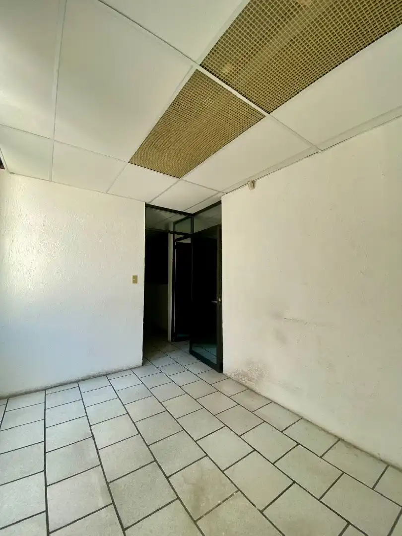 Oficinas y local comercial en venta en Bajada de Chapultepec, Cuernavaca