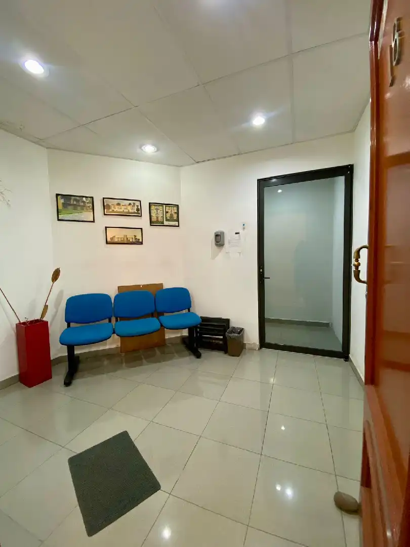 Oficinas y local comercial en venta en Bajada de Chapultepec, Cuernavaca