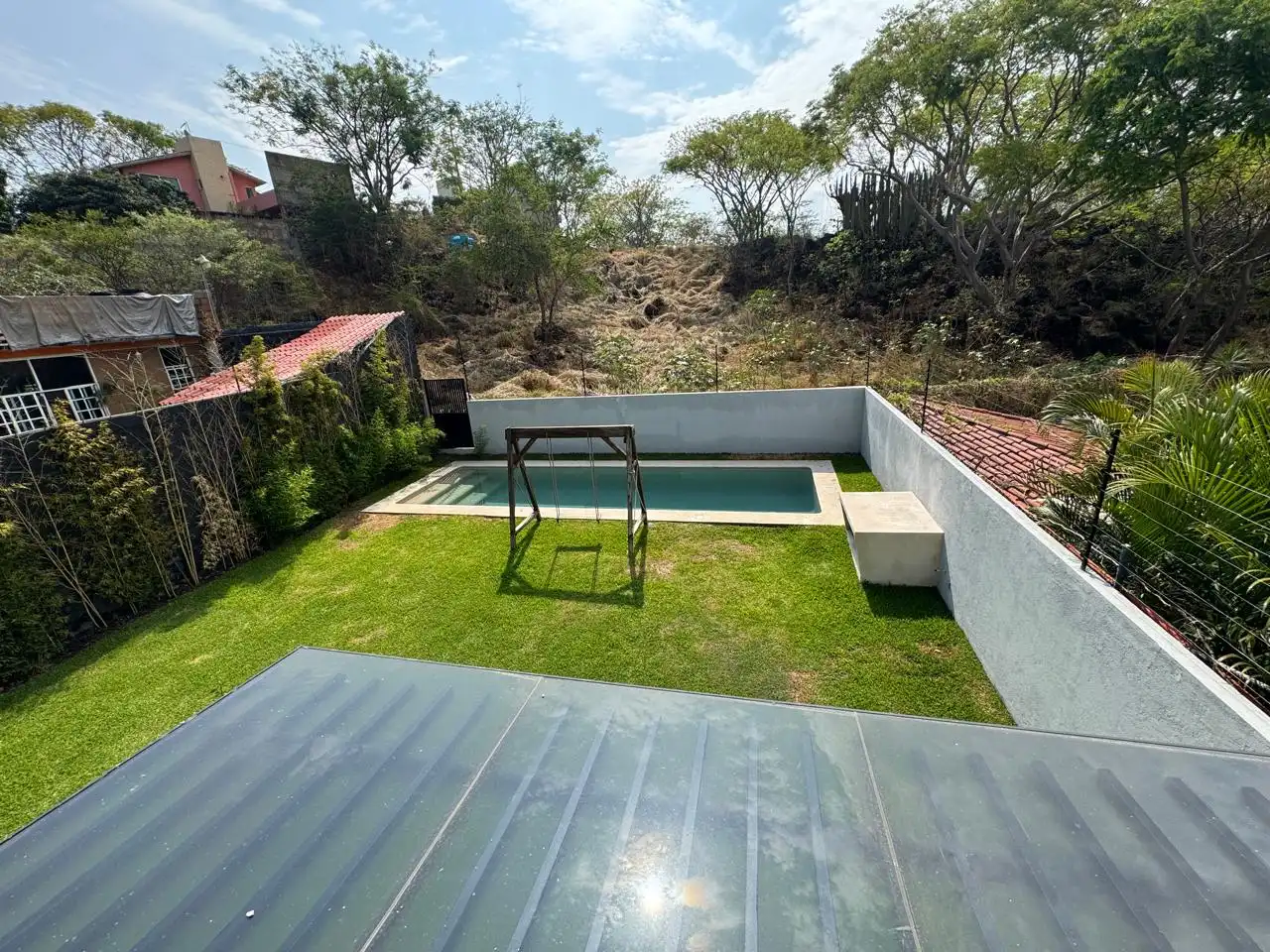Preciosa casa en Burgos, fraccionamiento con seguridad 24/7. 4 rec, 4 baños, 2 medios baños, alberca