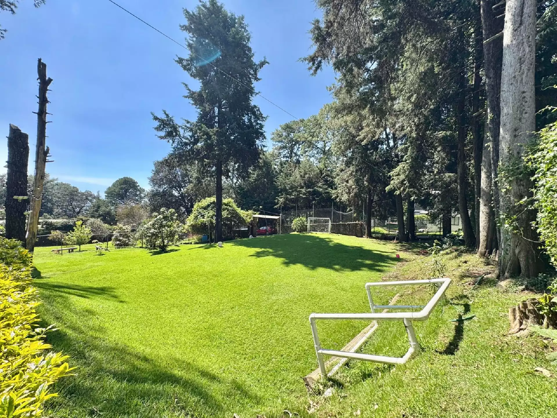 Hermosa casa norte de Cuernavaca, exclusiva zona boscosa sobre la carretera libre Cuernavaca–CDMX,