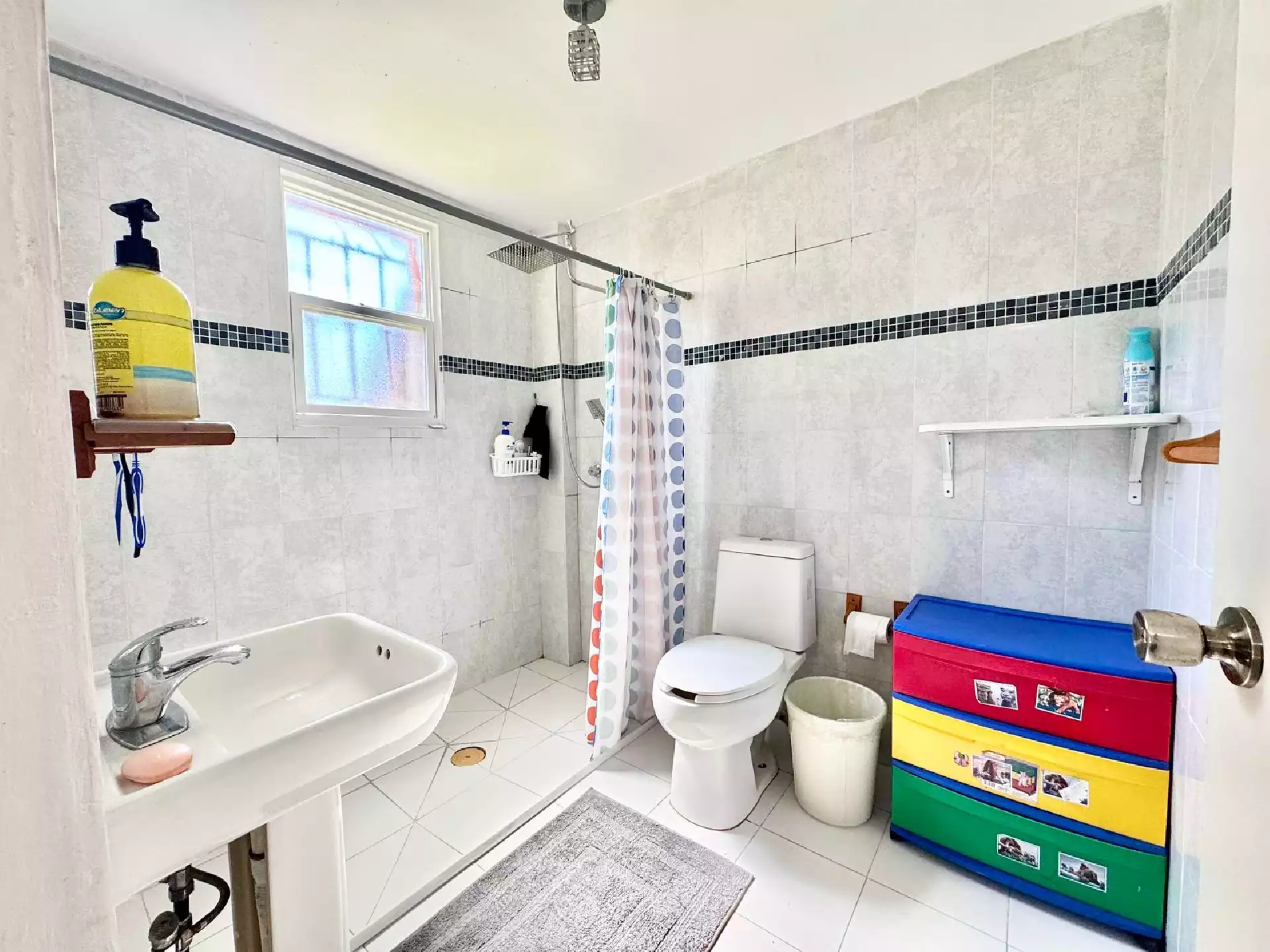 Hermosa casa norte de Cuernavaca, exclusiva zona boscosa sobre la carretera libre Cuernavaca–CDMX,
