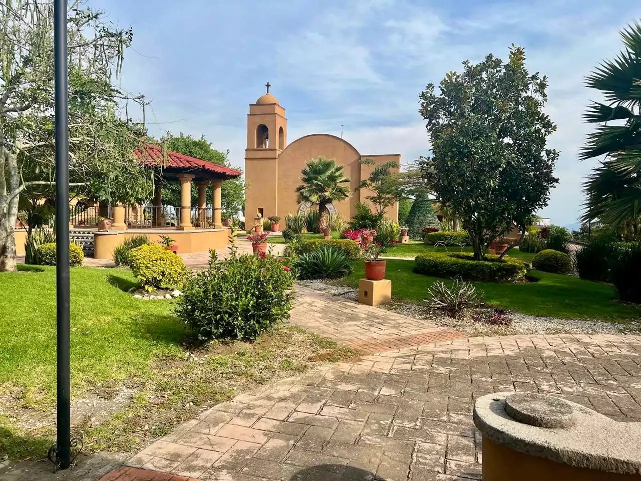 Magnífico terreno ubicado en fraccionamiento exclusivo al Norte de Cuernavaca