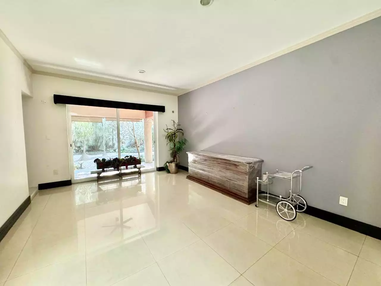 Hermosa residencia acabados de lujo fraccion vigilancia 24/7 en Palmira Tinguindin