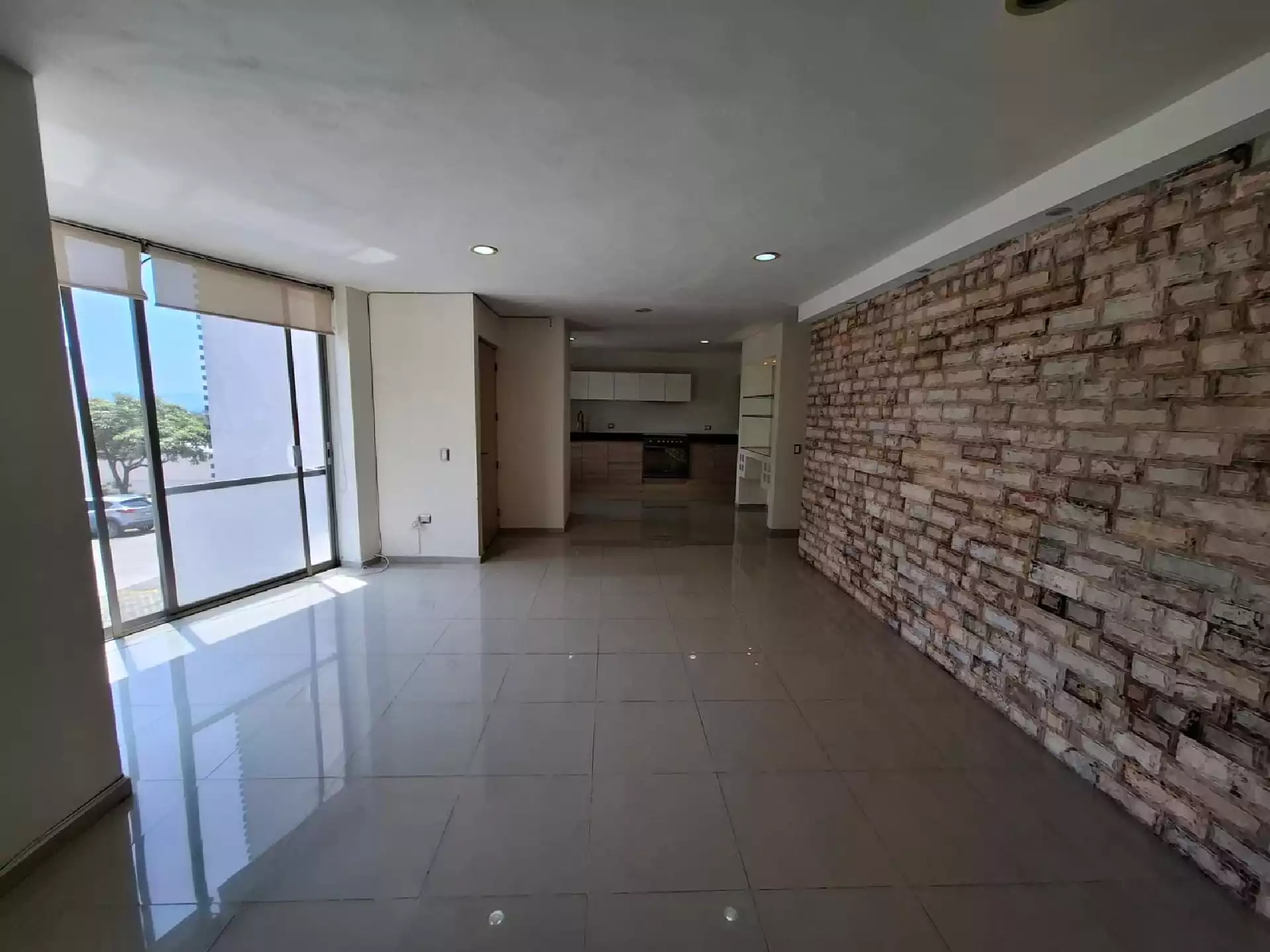 En renta hermoso y céntrico departamento a unos metros de Real San Juan, colonia Chapultepec.