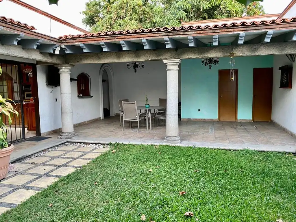 CASA EN VENTA TEQUESQUITENGO