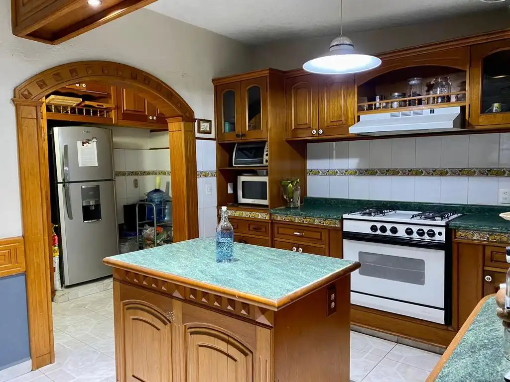 CASA EN VENTA TEQUESQUITENGO