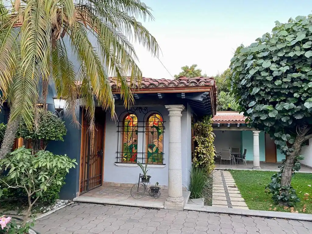 CASA EN VENTA TEQUESQUITENGO