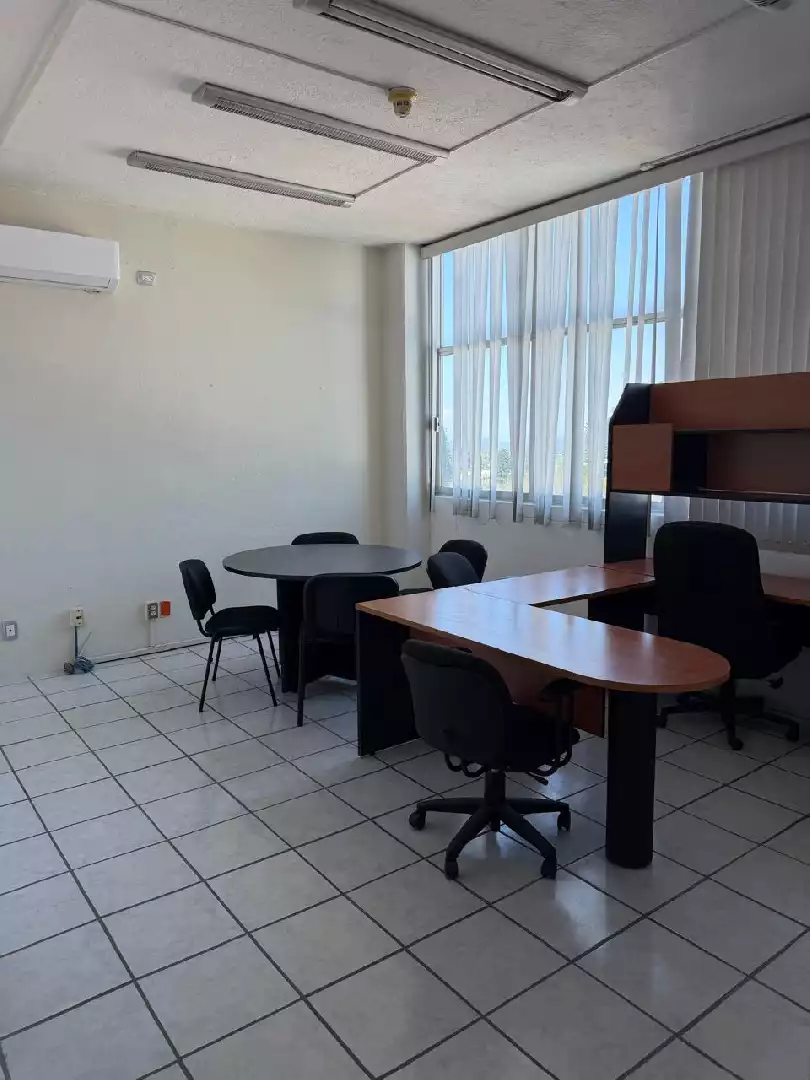 EDIFICIO  DE 3 NIVELES EN  RENTA O VENTA EN TEOPANZOLCO CUERNAVACA