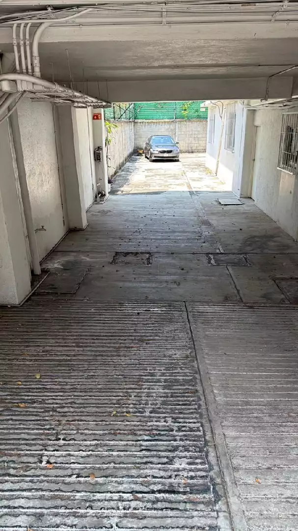 EDIFICIO  DE 3 NIVELES EN  RENTA O VENTA EN TEOPANZOLCO CUERNAVACA