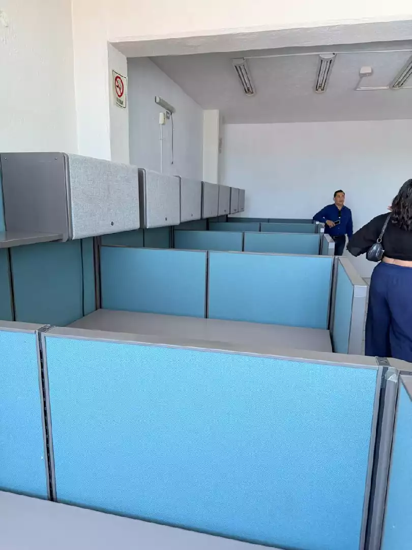 EDIFICIO  DE 3 NIVELES EN  RENTA O VENTA EN TEOPANZOLCO CUERNAVACA