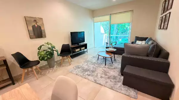 DEPARTAMENTO AMUEBLADO EN QUINTAS DEL BOSQUE