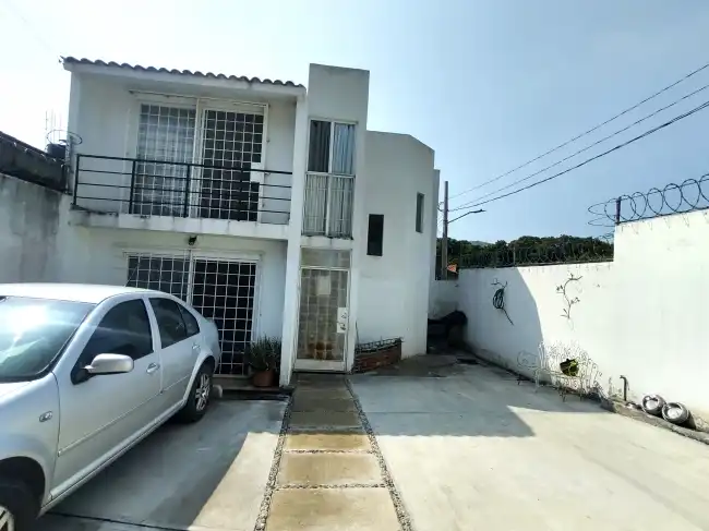 Se vende casa sola en Jiutepec Morelos