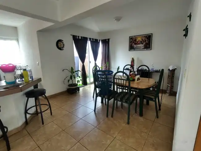 Se vende casa sola en Jiutepec Morelos