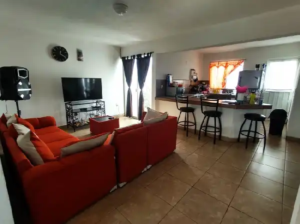 Se vende casa sola en Jiutepec Morelos