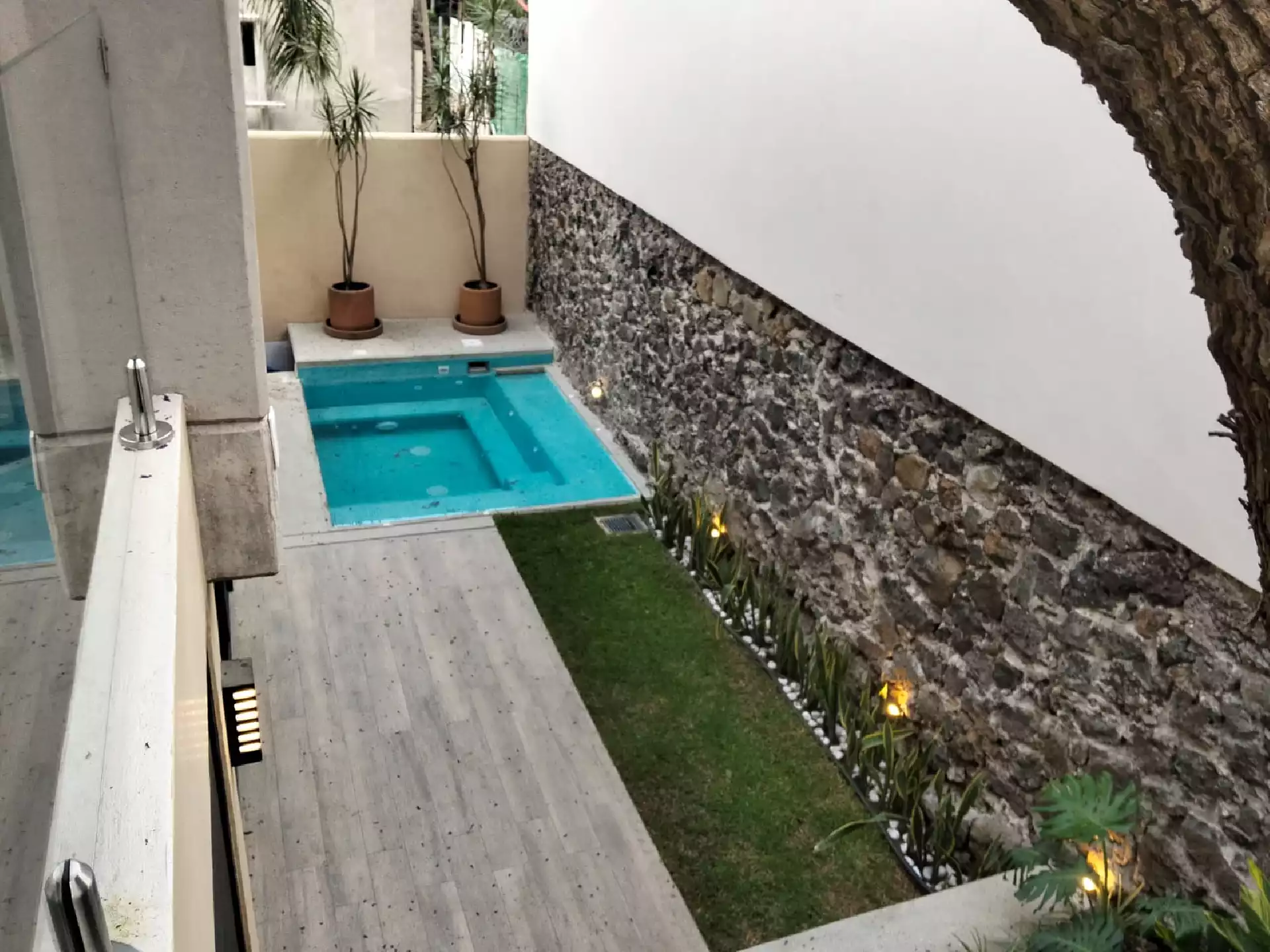 CASA FRACC. LOMAS MIRADOR, CUERNAVACA, MOR. 