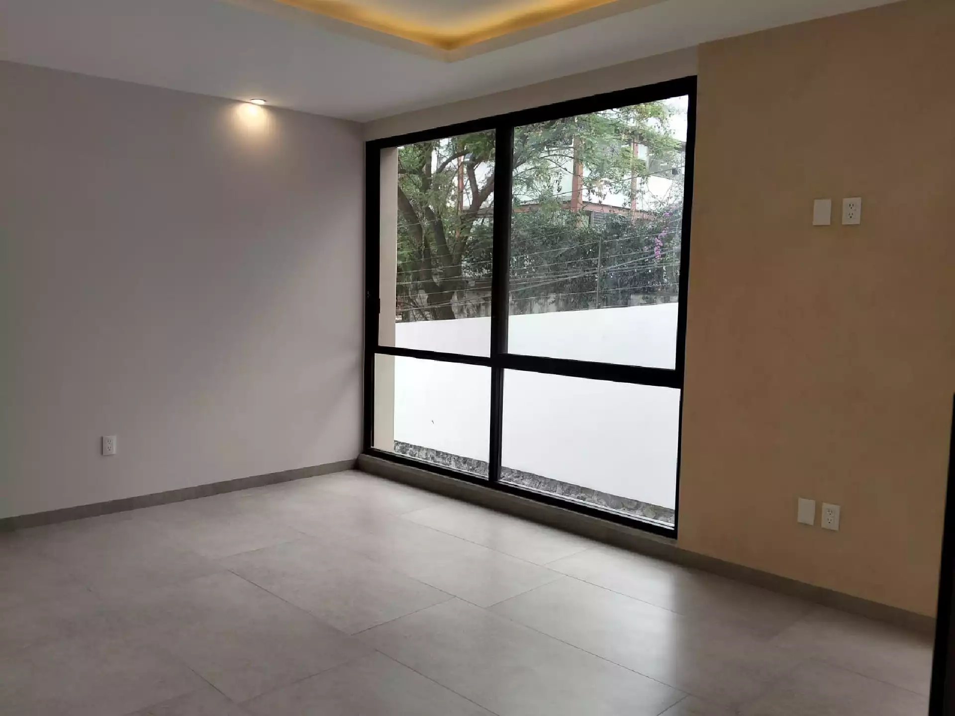 CASA FRACC. LOMAS MIRADOR, CUERNAVACA, MOR. 