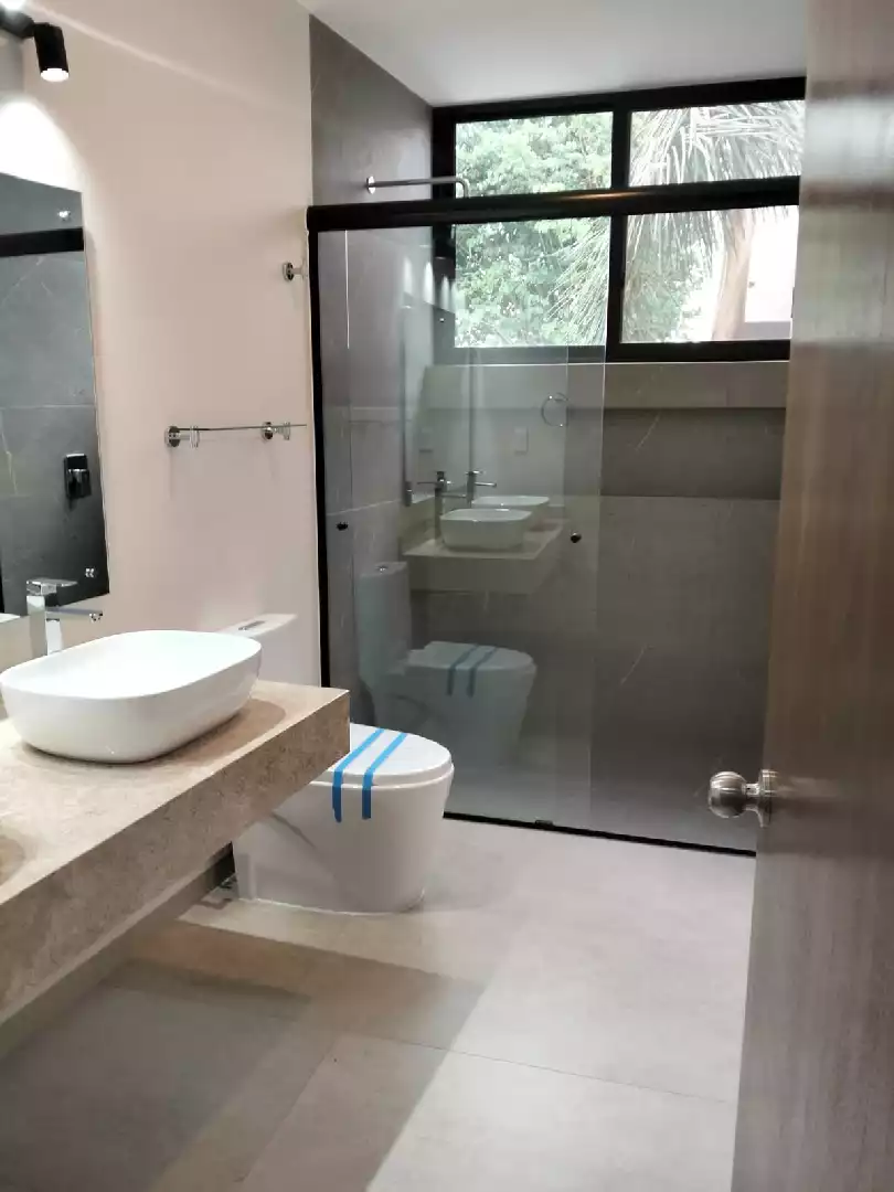 CASA FRACC. LOMAS MIRADOR, CUERNAVACA, MOR. 