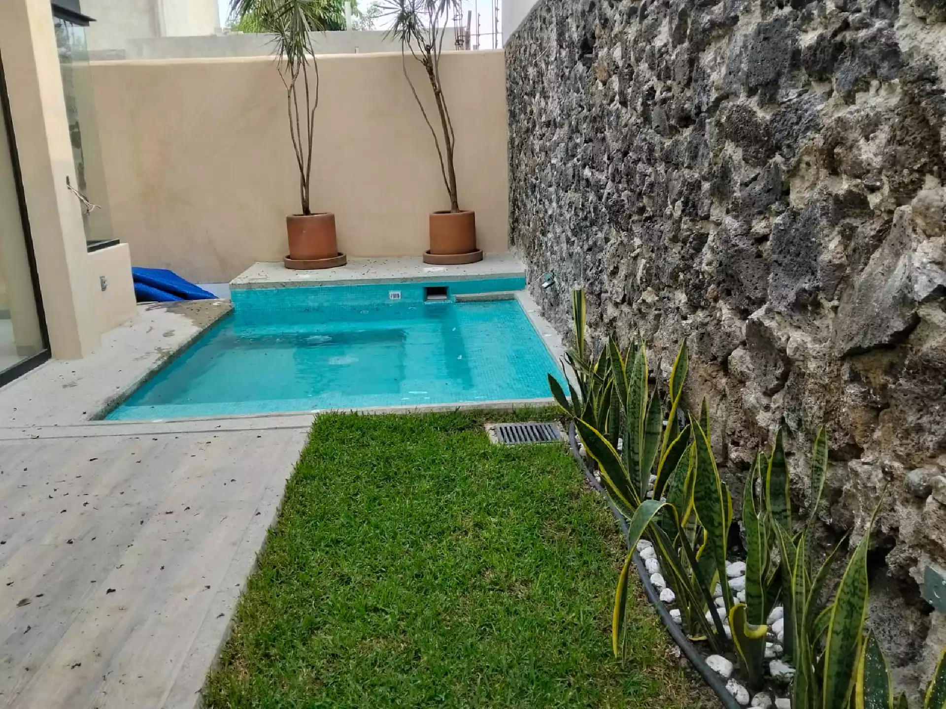 CASA FRACC. LOMAS MIRADOR, CUERNAVACA, MOR. 