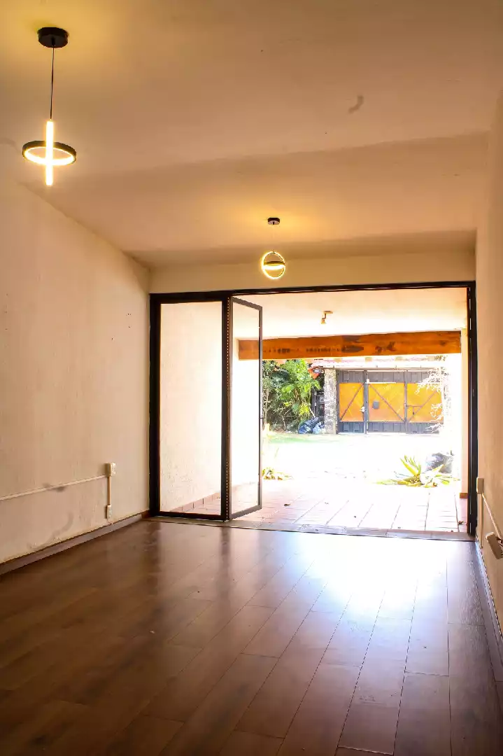 CASA EN RENTA Y VENTA – UNA SOLA PLANTA EN VISTA HERMOSA, CUERNAVACA.