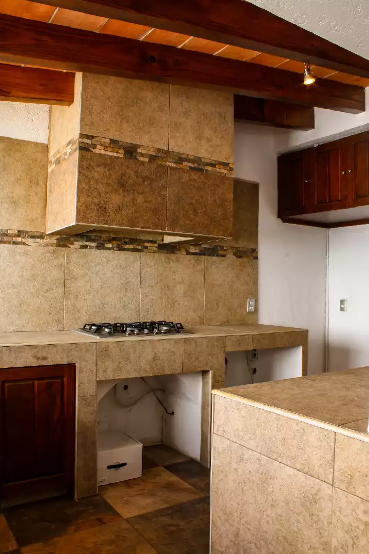 CASA EN RENTA Y VENTA – UNA SOLA PLANTA EN VISTA HERMOSA, CUERNAVACA.