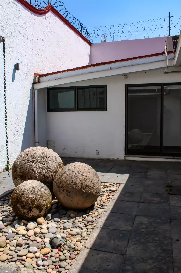 CASA EN RENTA Y VENTA – UNA SOLA PLANTA EN VISTA HERMOSA, CUERNAVACA.