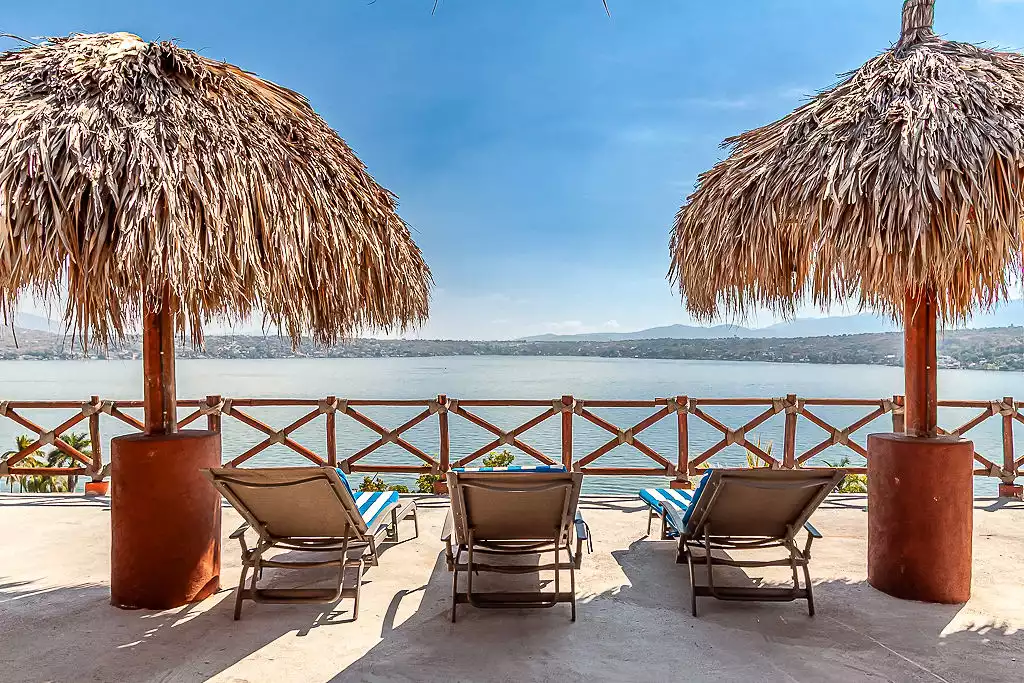 Maracaibo Tequesquitengo: Oportunidad de Inversión Ideal para Airbnb, Hotel u Hospedaje.