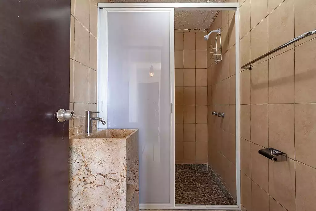 Maracaibo Tequesquitengo: Oportunidad de Inversión Ideal para Airbnb, Hotel u Hospedaje.
