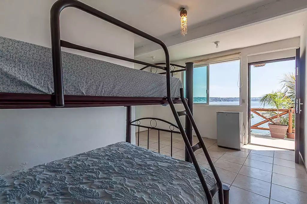 Maracaibo Tequesquitengo: Oportunidad de Inversión Ideal para Airbnb, Hotel u Hospedaje.