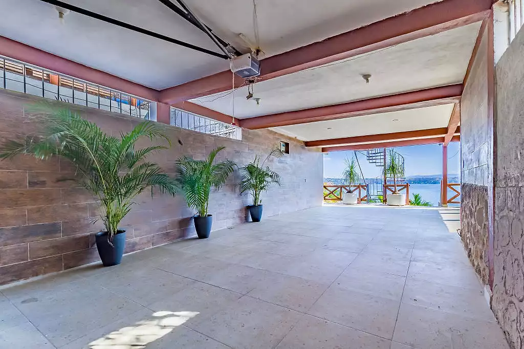 Maracaibo Tequesquitengo: Oportunidad de Inversión Ideal para Airbnb, Hotel u Hospedaje.