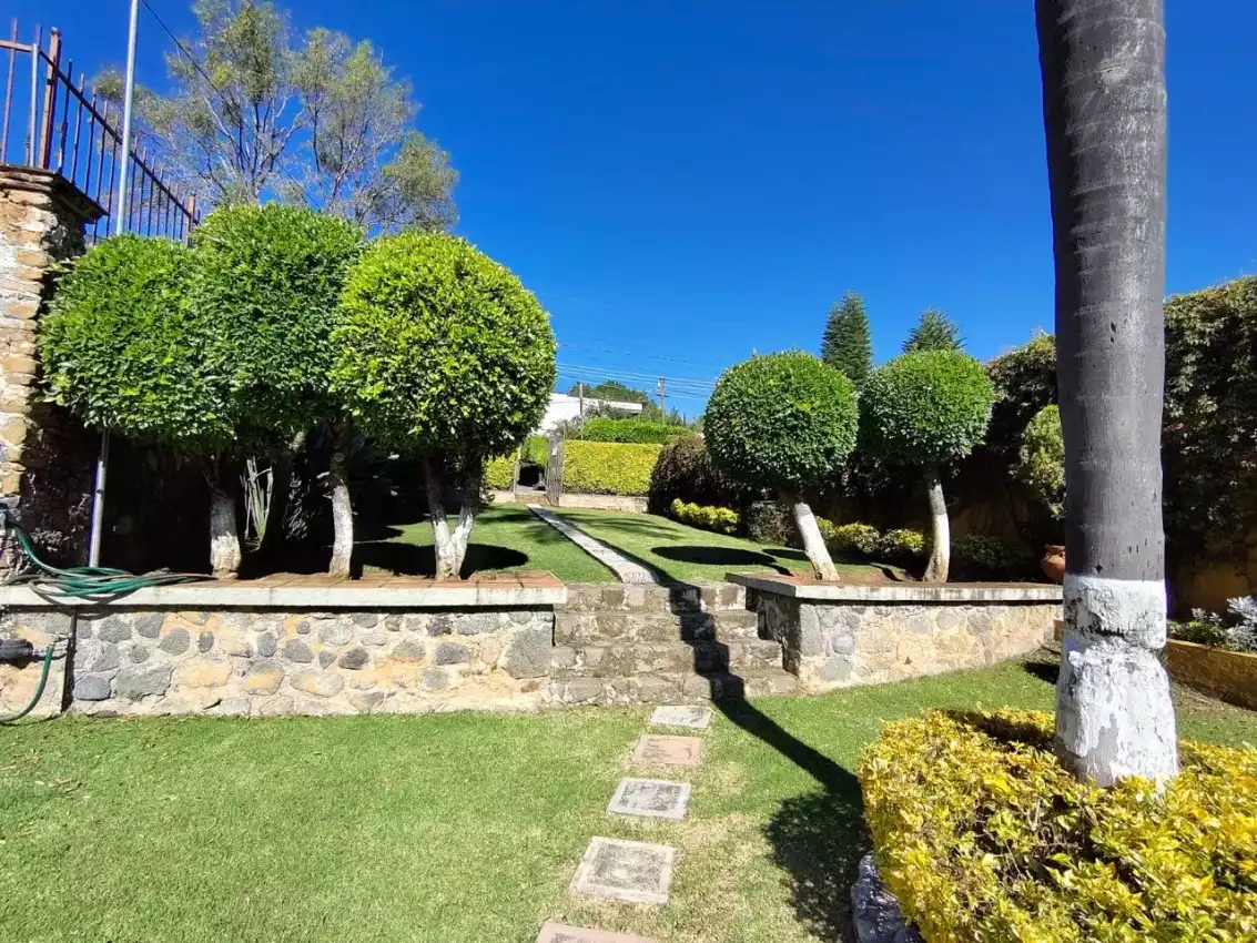 CASA EN VENTA EN RANCHO CORTES