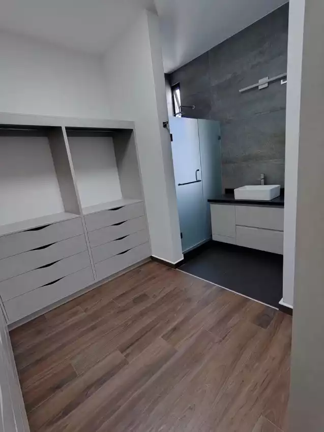 CASA EN VENTA EN RANCHO CORTES