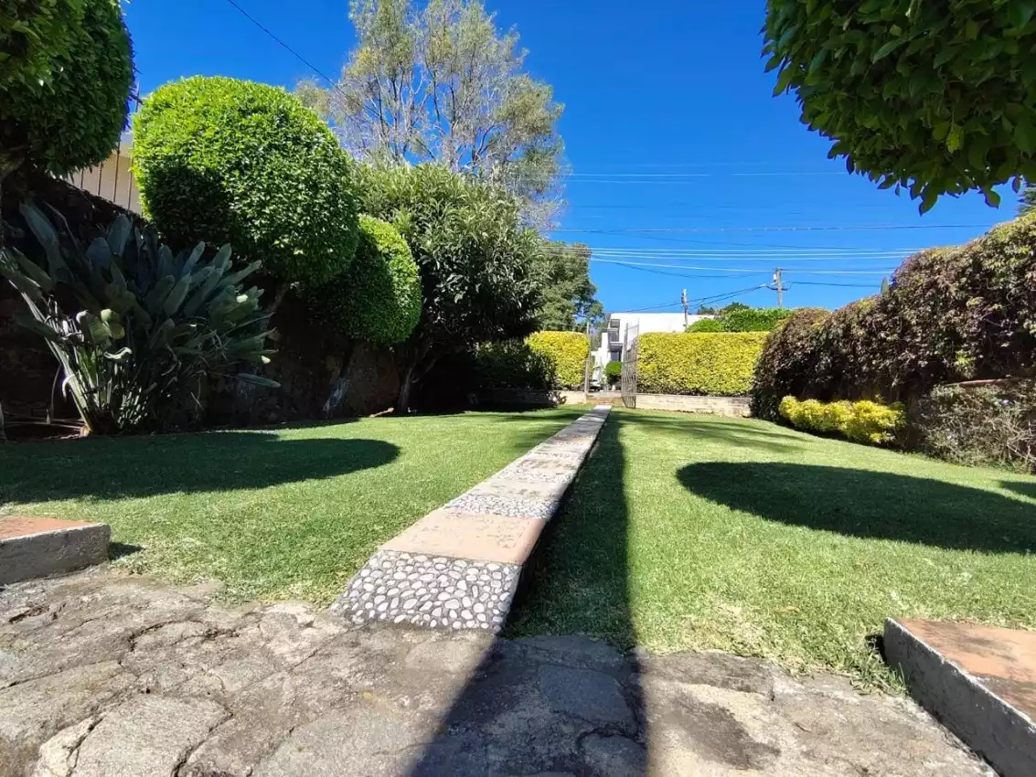 CASA EN VENTA EN RANCHO CORTES
