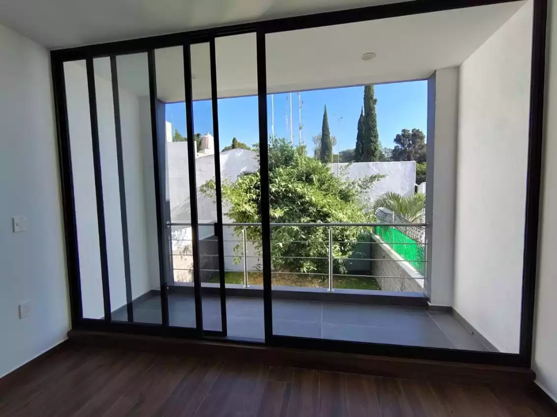 CASA EN VENTA EN RANCHO CORTES