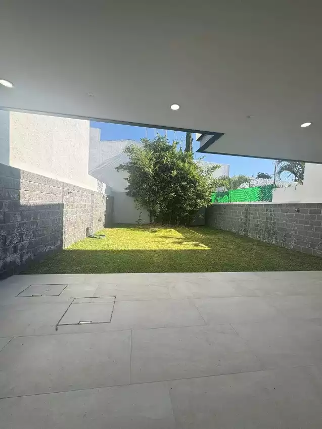 CASA EN VENTA EN RANCHO CORTES