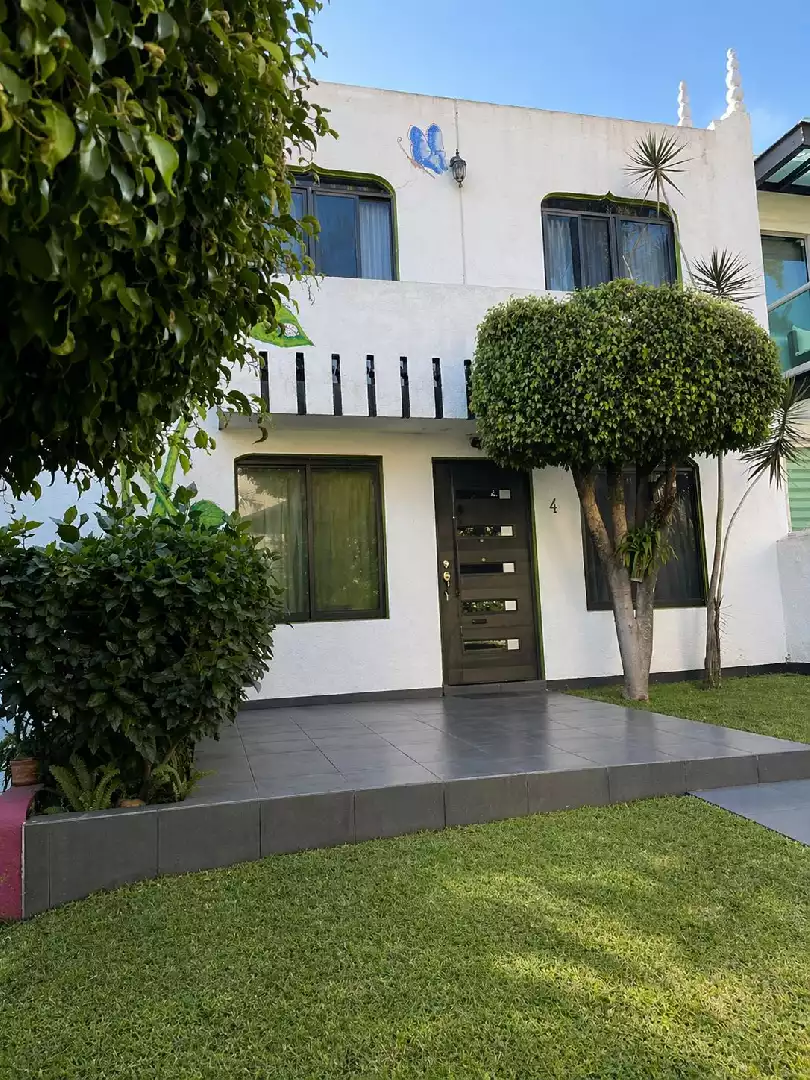 Casa en venta – Privada Nueva Bélgica, Av. Alta Tensión, Cuernavaca, Morelos