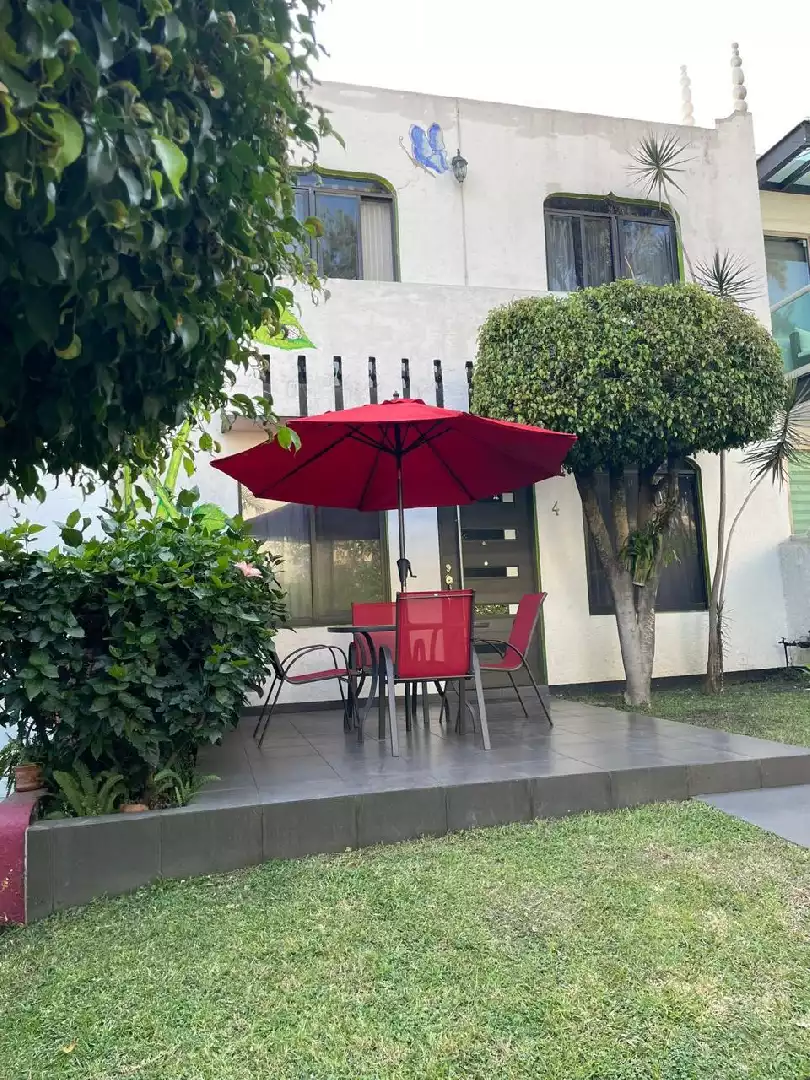 Casa en venta – Privada Nueva Bélgica, Av. Alta Tensión, Cuernavaca, Morelos