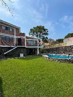 CASA UBICADA EN EL FRACCIONAMIENTO PREDREGAL DE LAS FUENTES, JIUTEPEC, MORELOS.