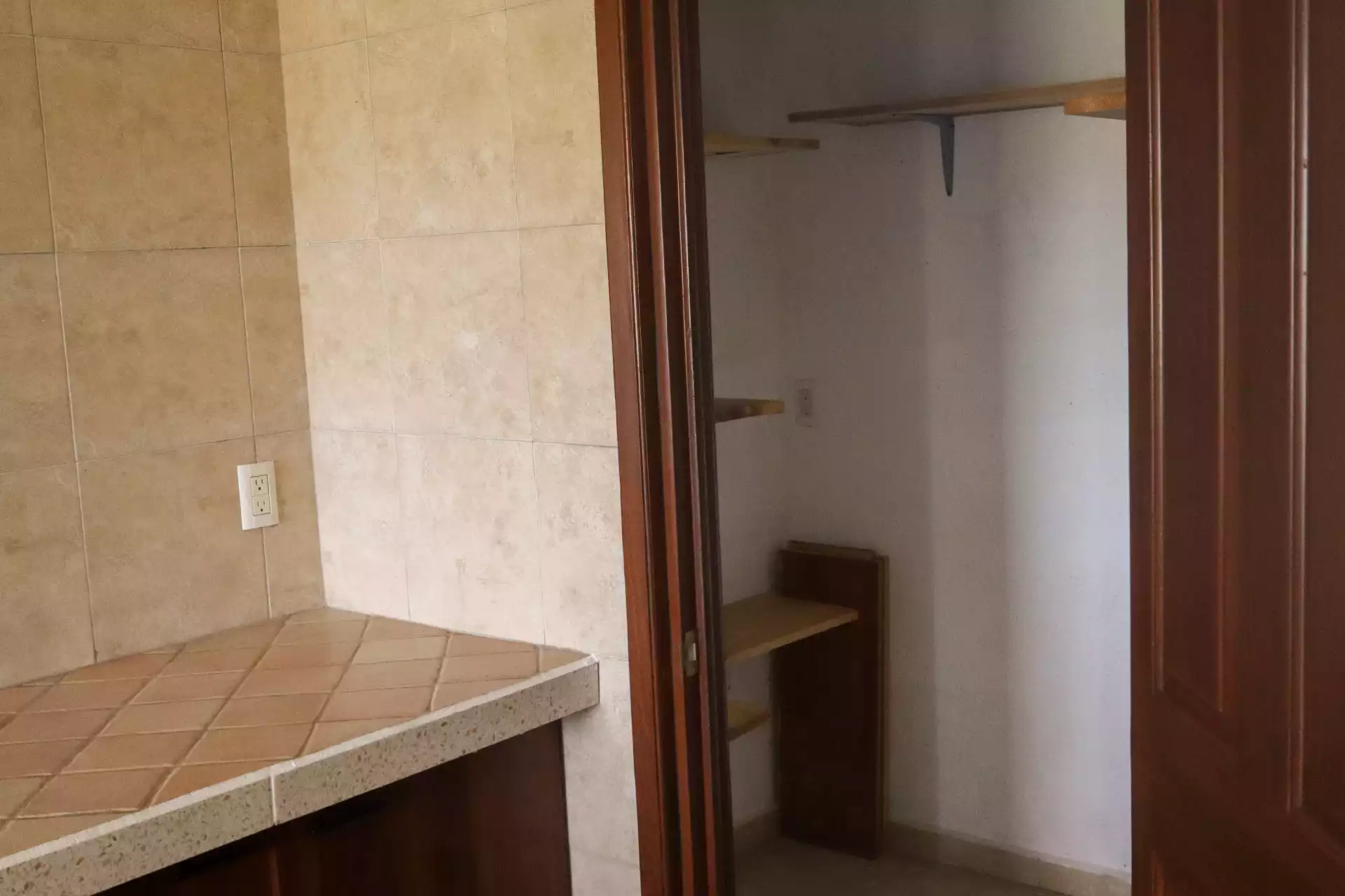 Casa en Venta – Fraccionamiento Loma Azul, Colonia Lomas de Tetela, Cuernavaca, Morelos.