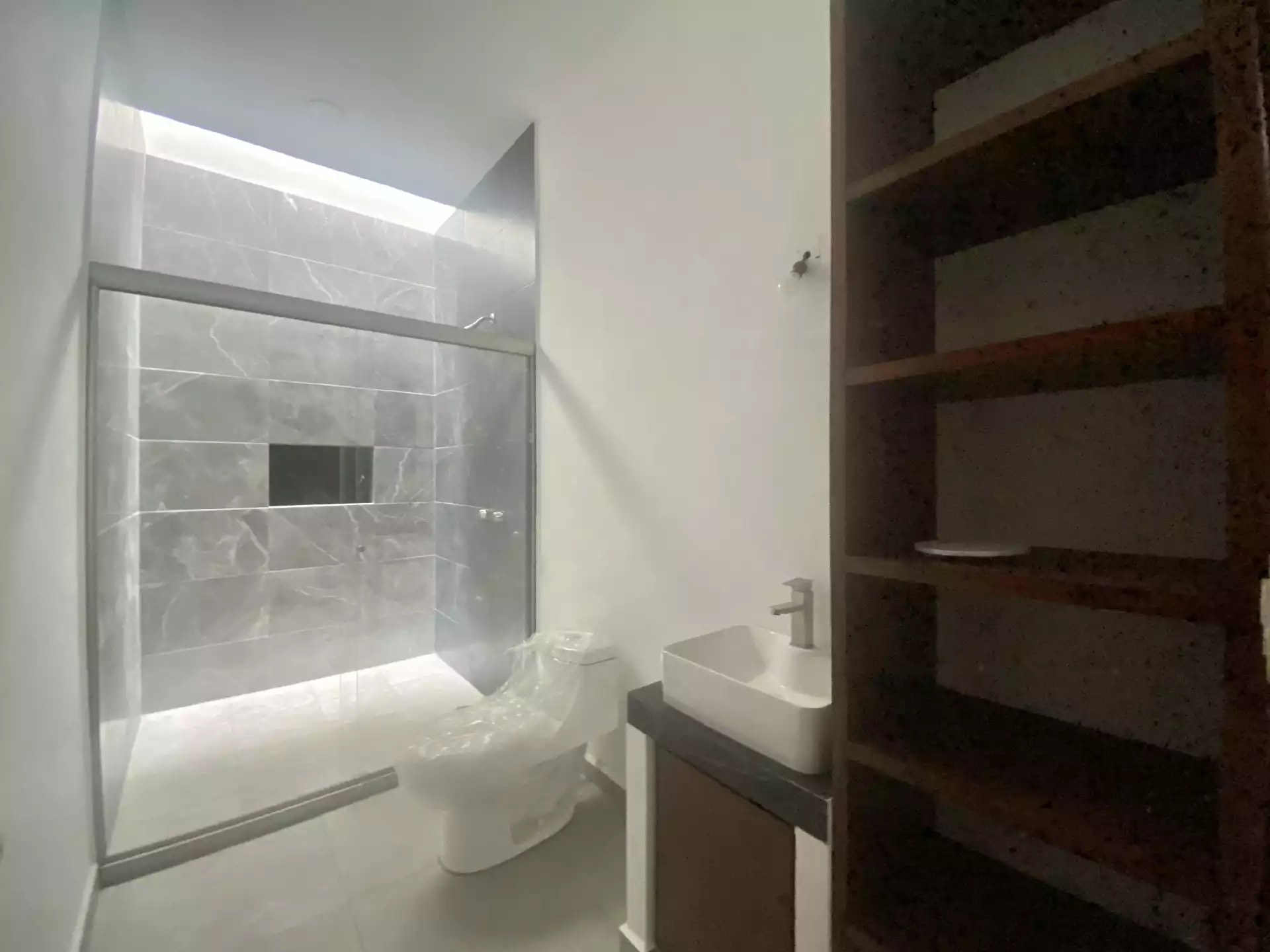 Casa en PREVENTA con Vigilancia en Fraccionamiento Burgos de Cuernavaca