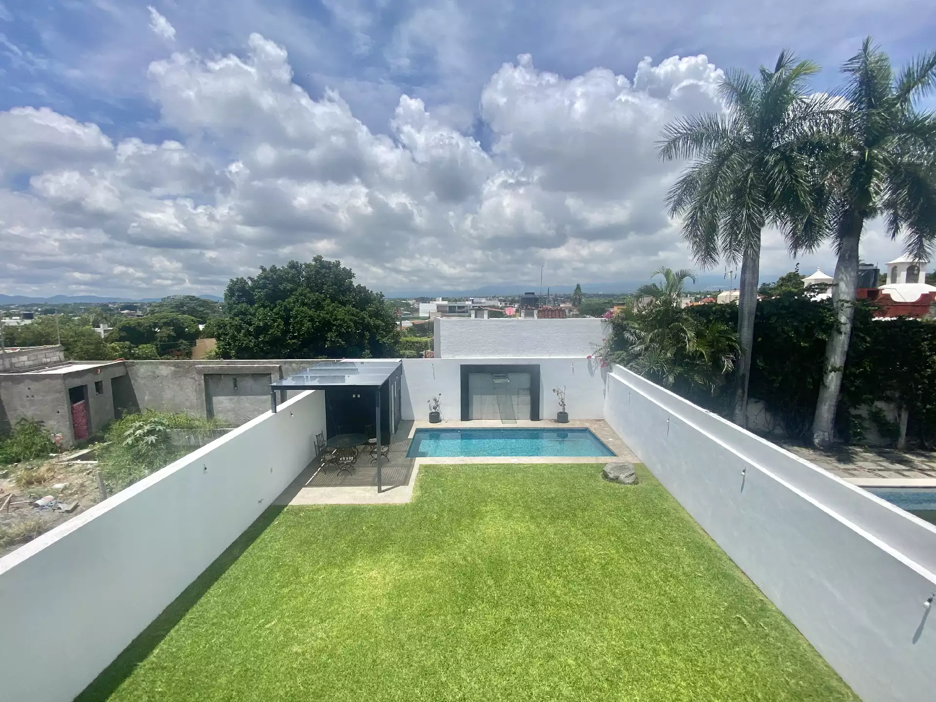 Casa en PREVENTA con Vigilancia en Fraccionamiento Burgos de Cuernavaca