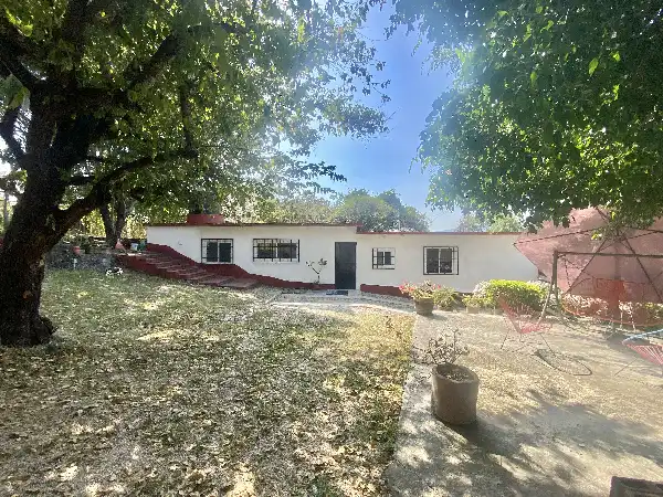 CASA DE 1 (UN) NIVEL EN TEPOZTLÁN