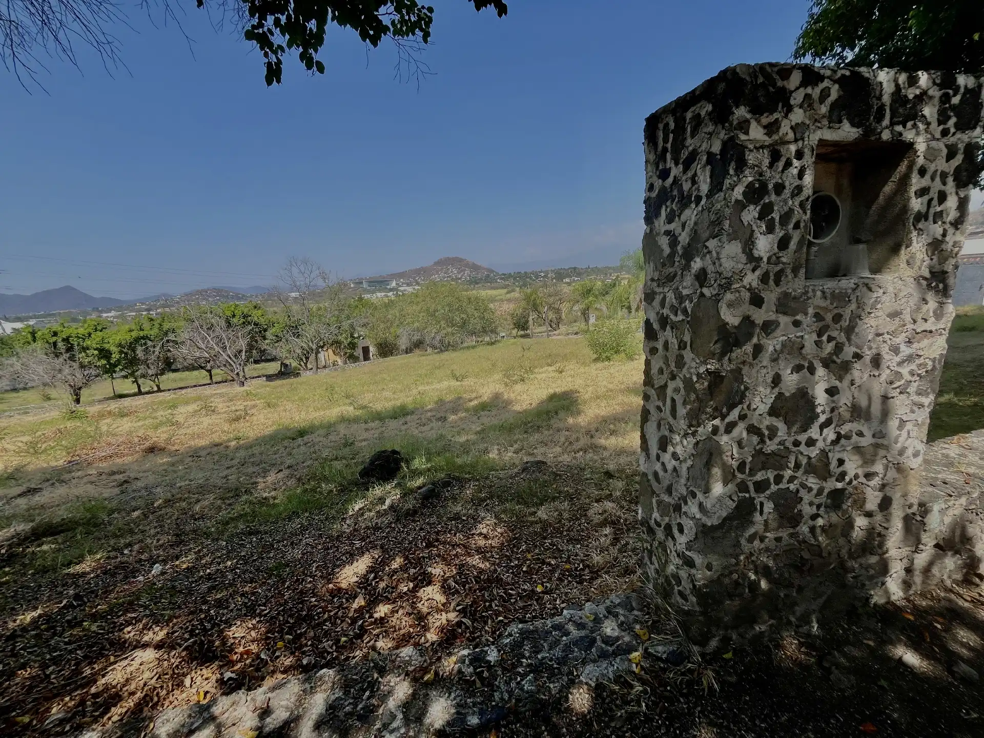 Terreno en venta en Fraccionamiento Real de Tezoyuca a 5 min del Tec de Monterrey Campus Cuernavaca