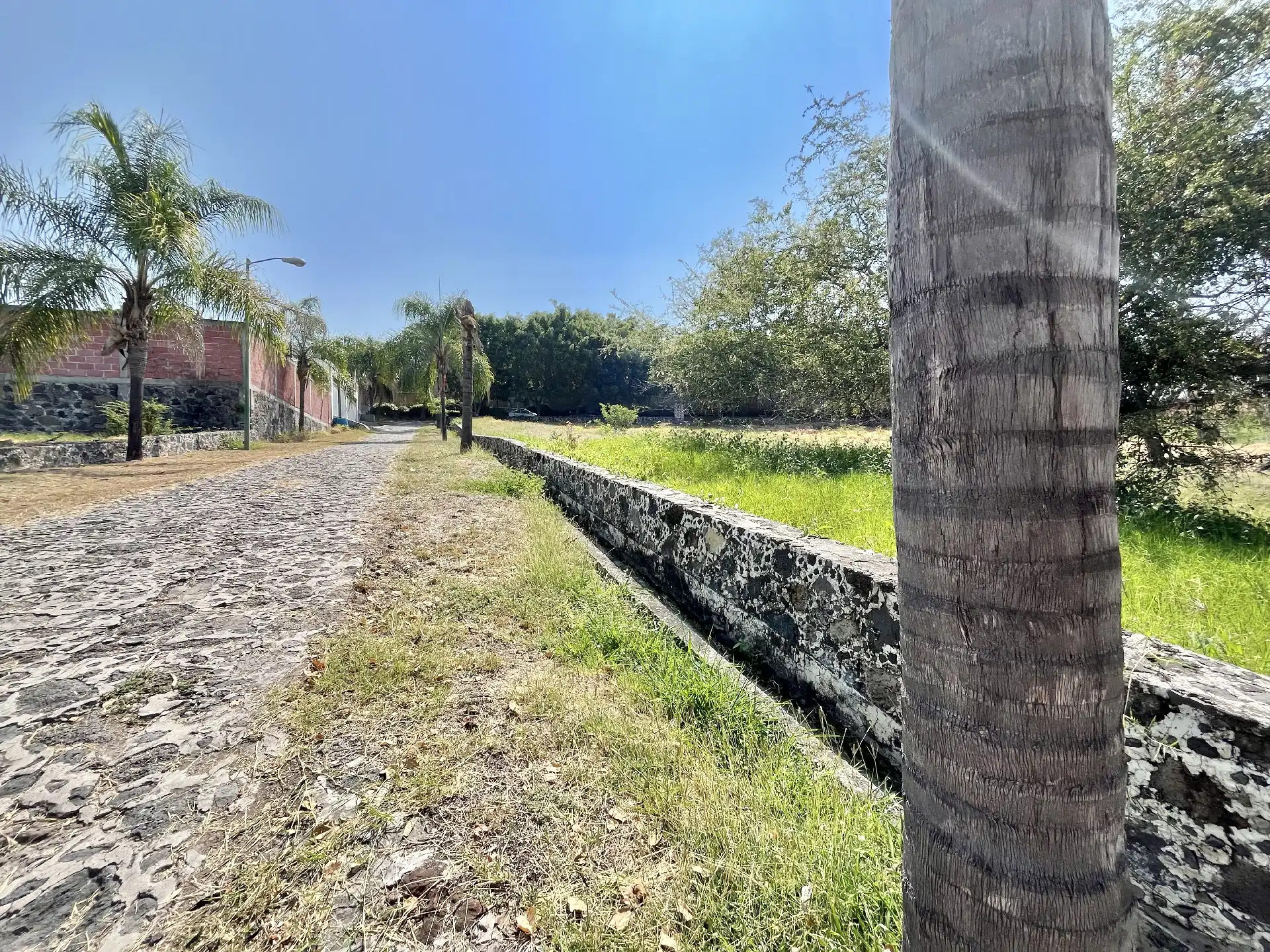 Terreno en venta en Fraccionamiento Real de Tezoyuca a 5 min del Tec de Monterrey Campus Cuernavaca