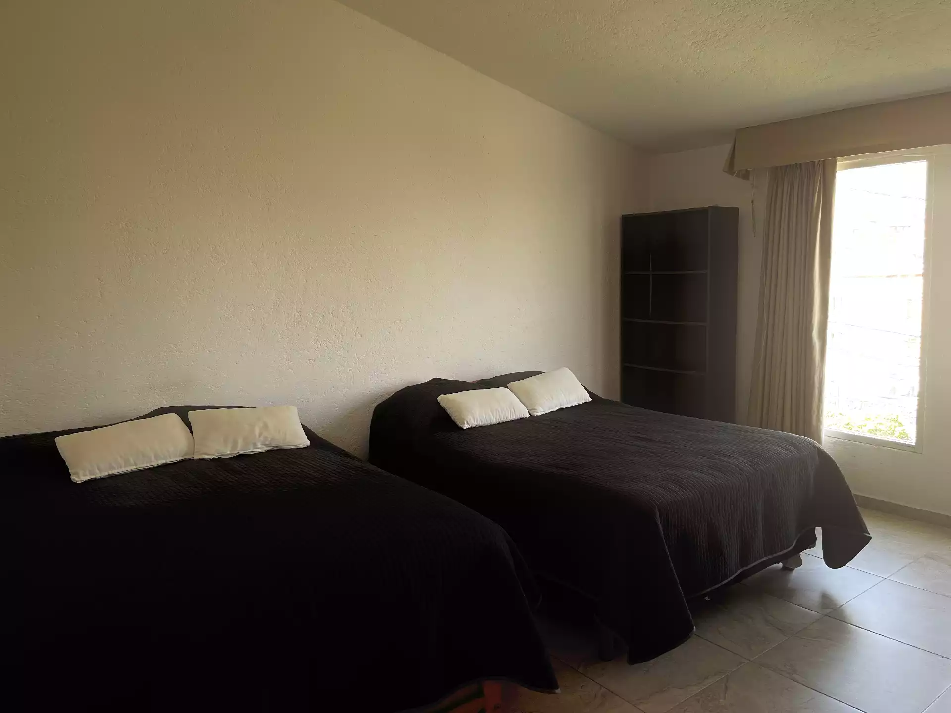 Casa en Renta  Amueblada con Vigilancia en Zona Norte de Cuernavaca.