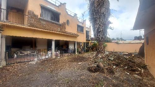 OPORTUNIDAD CASA SOLA EN VENTA EN ZONA NORTE EN PRIVADA CON PORTON ELÉCTRICO EN CUERNAVACA MORELOS