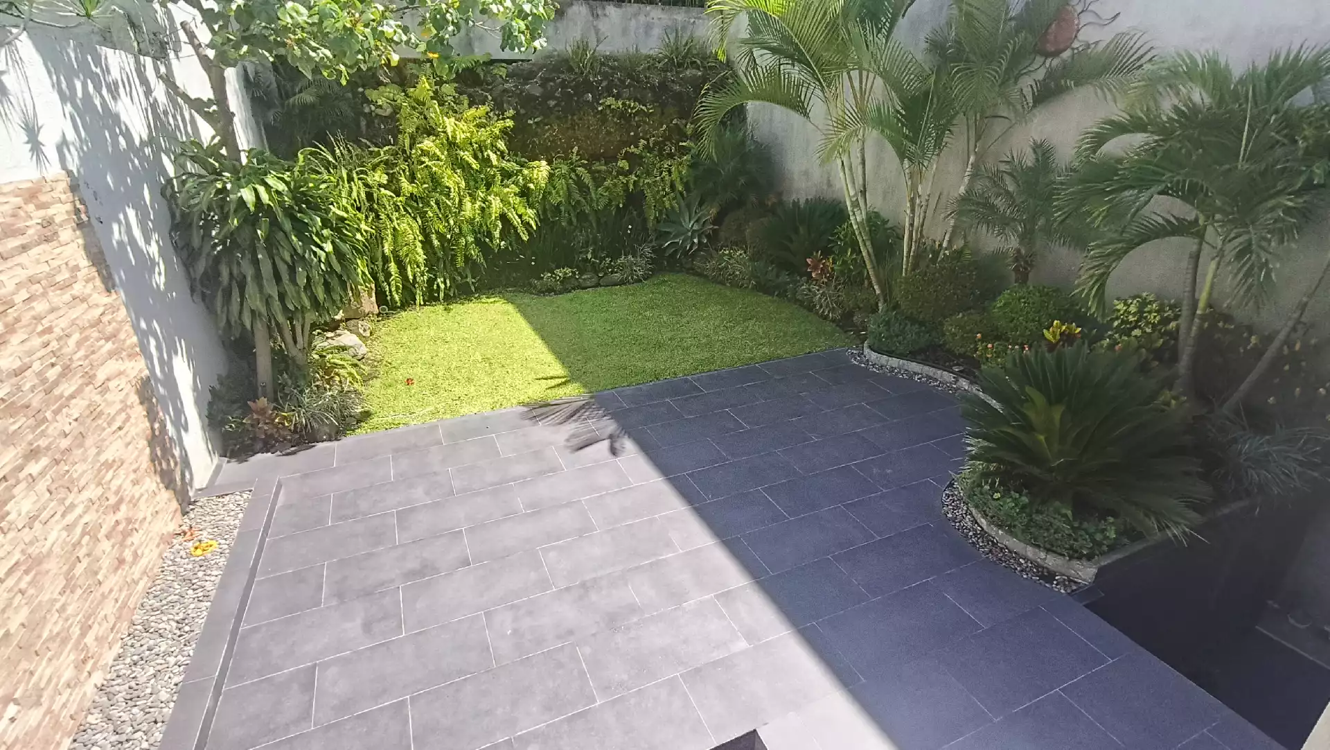 CASA EN  VENTA  EN  FRACCIONAMIENTO. CON  VIGILANCIA LA  CAÑADA  CUERNAVACA MORELOS