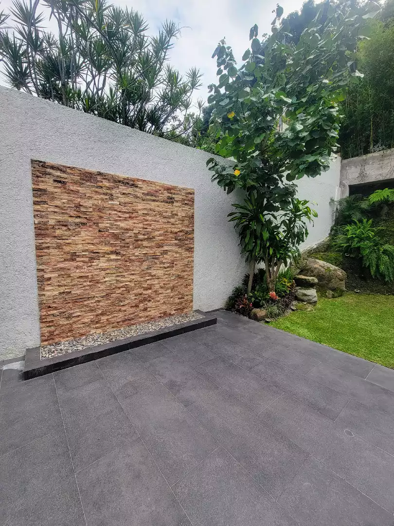 CASA EN  VENTA  EN  FRACCIONAMIENTO. CON  VIGILANCIA LA  CAÑADA  CUERNAVACA MORELOS