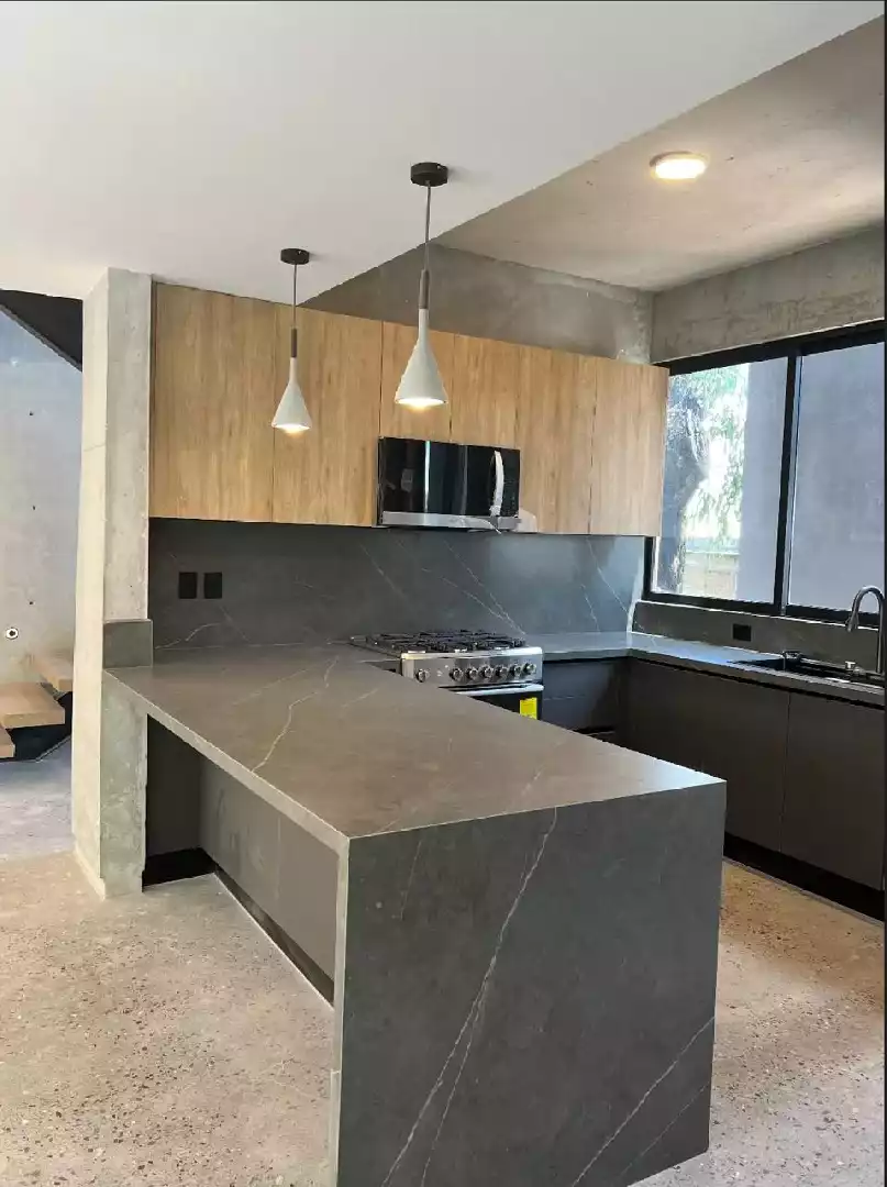 Casa en colonia Acapantzingo en fraccionamiento con vigilancia, Cuernavaca Morelos