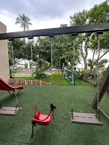 Casa en colonia Acapantzingo en fraccionamiento con vigilancia, Cuernavaca Morelos