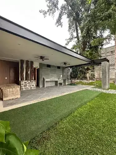 Casa en colonia Acapantzingo en fraccionamiento con vigilancia, Cuernavaca Morelos